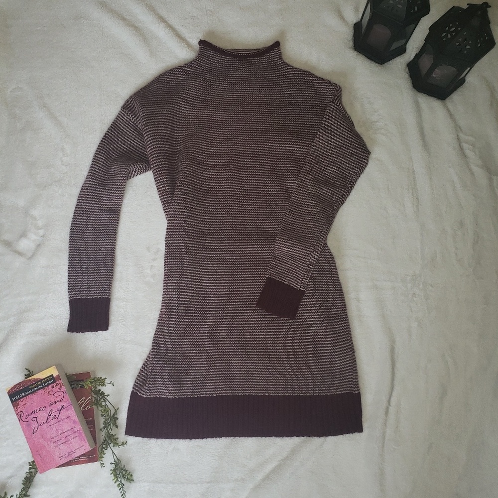 American Eagle Sweater Dreas